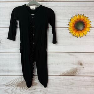 spearmint love ruffle baby bamboo footie‎ 3-6M